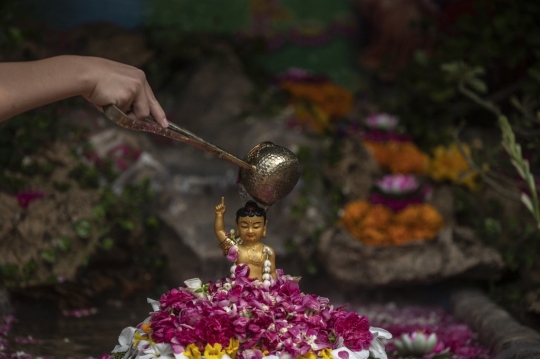 Perayaan Waisak di Vihara Naha Mojopahit Mojokerto