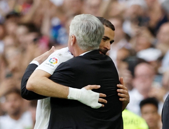Momen Perpisahan Karim Benzema dari Real Madrid Dilempar ke Udara