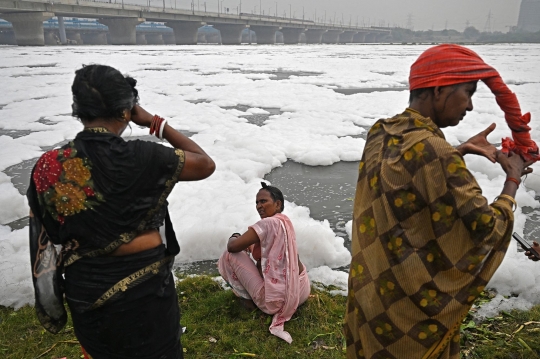 Ironi Sungai Yamuna di India, Dianggap Suci tapi Dipenuhi Limbah Busa Beracun