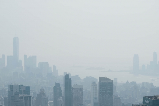 Ketika Kabut Asap Kebakaran Hutan Selimuti New York, Ini Penampakannya