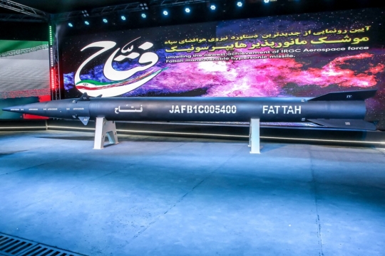 Wujud Fattah, Rudal Hipersonik Pertama Iran yang Klaim Bisa Menembus Iron Dome Israel