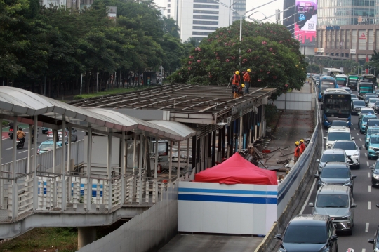 Transjakarta Revitalisasi 10 Halte Busway