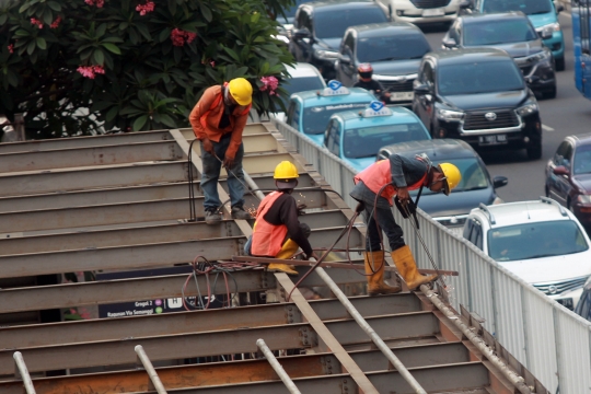 Transjakarta Revitalisasi 10 Halte Busway