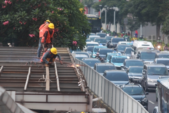 Transjakarta Revitalisasi 10 Halte Busway