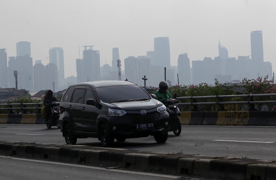 Foto : Kualitas Udara Jakarta Terburuk Di Dunia | Merdeka.com