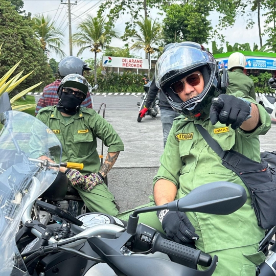 Ngakak! The Prediksi Pakai Baju Linmas & Daster, Gading 'Ngomong Apa Gue Sama Gempi'