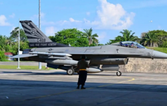 6 Pesawat Tempur F-16 Amerika Serikat Mendarat di Pekanbaru, Ada Apa?
