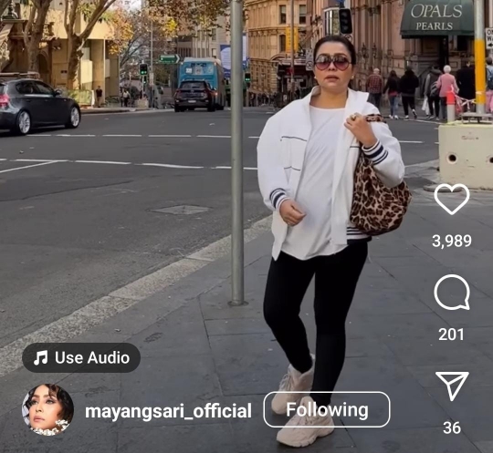 Gaya Sporty Mayangsari di Australia, Ditanya Kenapa Selalu Berkacamata ini Jawabannya