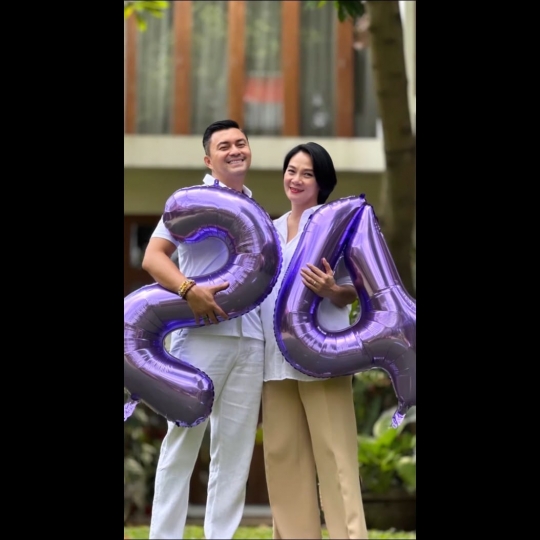 Momen Anniversary Pernikahan ke-24 Anjasmara dan Dian Nitami, Romantis Banget!