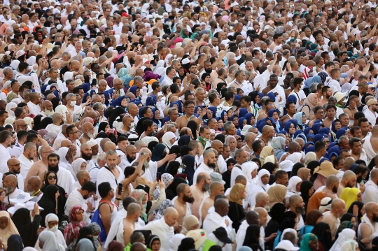 Jelang Puncak Haji, Begini Suasana Masjidil Haram Dipadati Muslim dari Penjuru Dunia