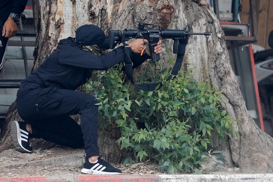 Mencekam, Pejuang Palestina Baku Tembak Berjam-jam Lawan Tentara Israel di Jenin