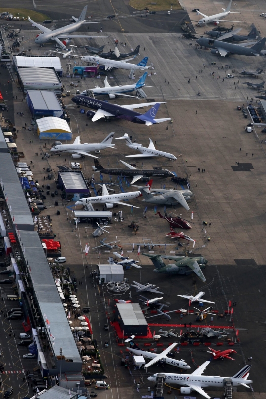 Ribuan Pabrikan Dirgantara Dunia Pamer Teknologi Militer di Paris Air Show