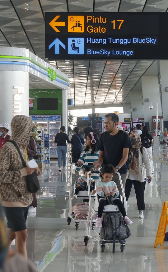 Libur Sekolah & Iduladha, Penumpang Bandara Soekarno-Hatta Diprediksi Naik 23 Persen