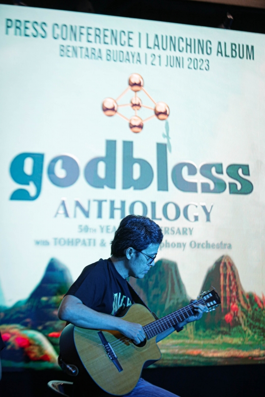 Penampilan God Bless Bawakan Lagu-Lagu Terbaik 'Anthology 50th Anniversary'