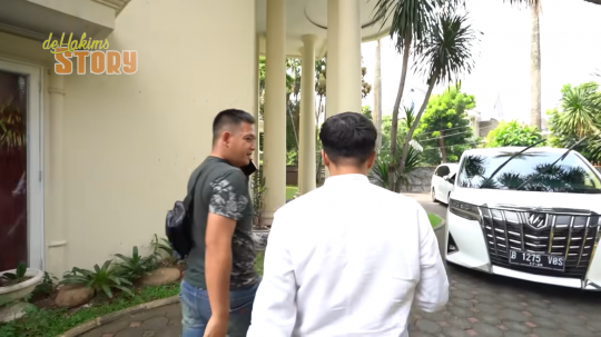 Irfan Hakim Melongo Melihat Rumah Mewah di Pondok Indah Milik Asistennya