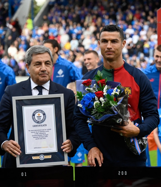 Selamat! Ronaldo Raih Rekor Dunia Guinnes, Jadi Pemain dengan Penampilan Terbanyak