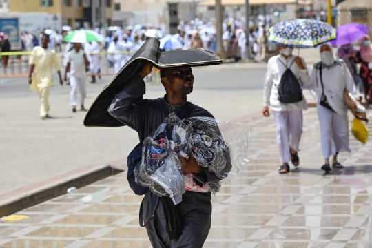 Cuaca Panas di Mekkah Hantui Jemaah Haji, Suhu Bisa Capai 46 Derajat Celcius