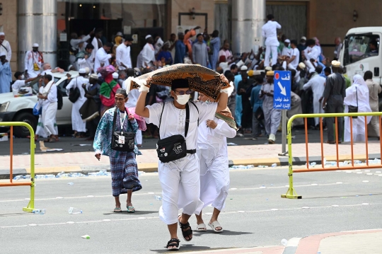 Cuaca Panas di Mekkah Hantui Jemaah Haji, Suhu Bisa Capai 46 Derajat Celcius