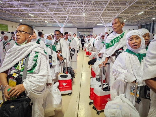 Tiba di Jeddah, Jemaah Haji Kloter Terakhir Langsung Diberangkatkan ke Tanah Suci