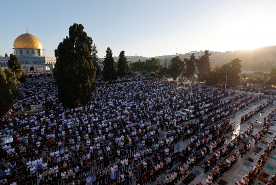 Salat Idul Adha di Komplek Masjid Al Aqsa Berlangsung Khusyuk dan Damai