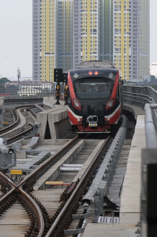 Persiapan LRT Jabodebek Jelang Dioperasikan 12 Juli