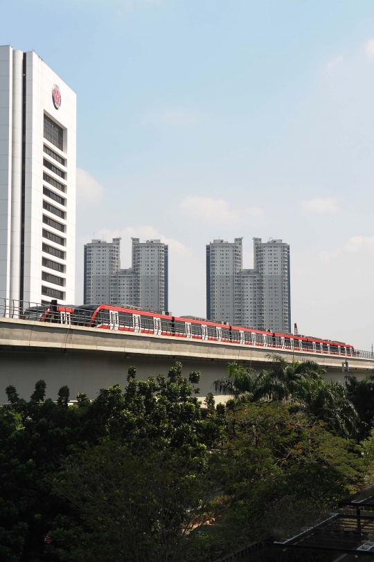 Persiapan LRT Jabodebek Jelang Dioperasikan 12 Juli