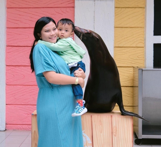 Cute Abis! Ini Foto Hakim Anak Hanum Mega yang Akan Segera Jadi Kakak