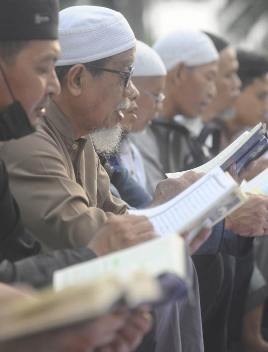 Gelar Demo di Patung Kuda, Massa Kecam Keras Aksi Pembakaran Alquran di Swedia