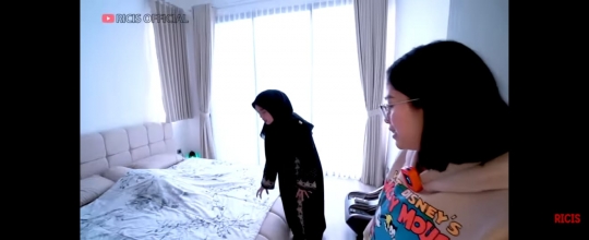 Dari TKW Jadi YouTuber Tenar, Potret Rumah Baru Farida Nurhan Buat Ria Ricis Melongo