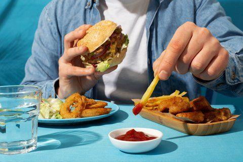 8 Bad Habits That Can Ruin Your Mental Health