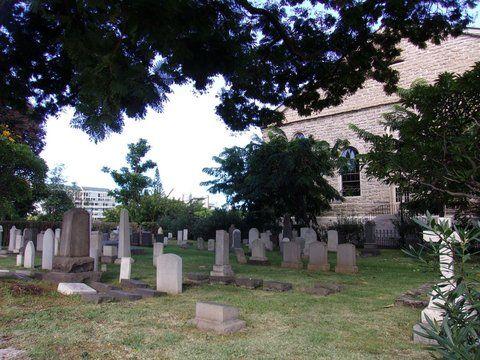 Kawaiaha'o Church and Graveyard