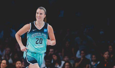 <b>7. Sabrina Ionescu</b>