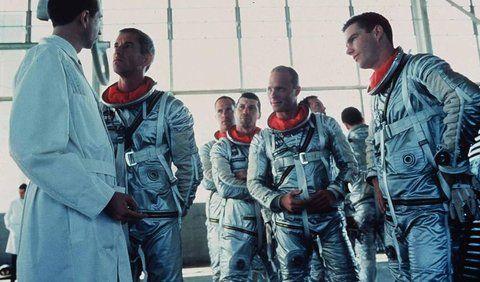 <b>7. The Right Stuff (1983)</b>