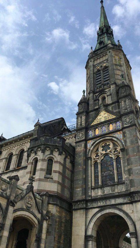 4. Basilique du Bois-Chenu Domremy: Joan of Arc's Ghostly Presence<br>