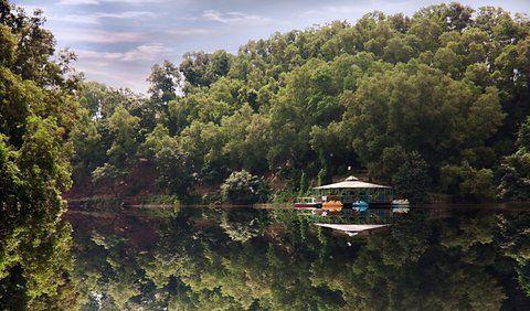 4. Foy's Lake Chittagong: The Phantom Woman<br>