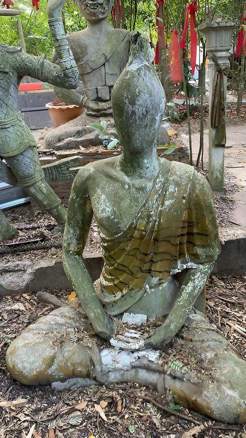 It is a dreadful collection that adds an unsettling aura to the place. The whispers of those who once desired shelter here stay in the air. The stories of this mysterious site are enough to raise the hairs on your neck.
