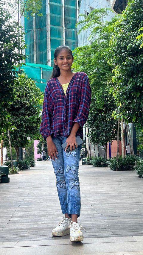 2. Maleesha Kharwa became a model and popular after accidentally meeting American actor Robert Hoffman 3 years ago.