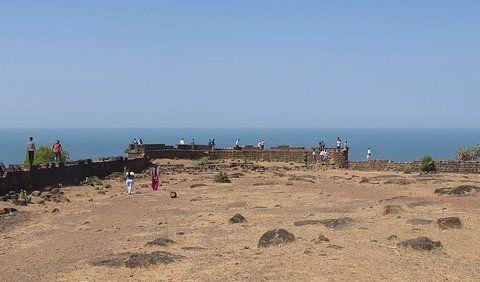 2. Chapora Fort