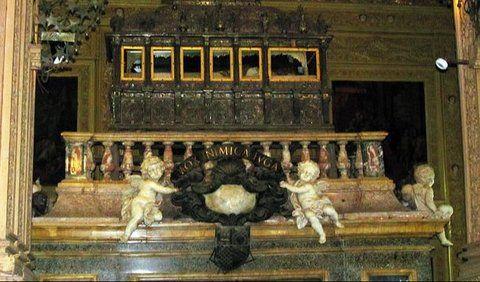 The basilica is dedicated to the infant Jesus.