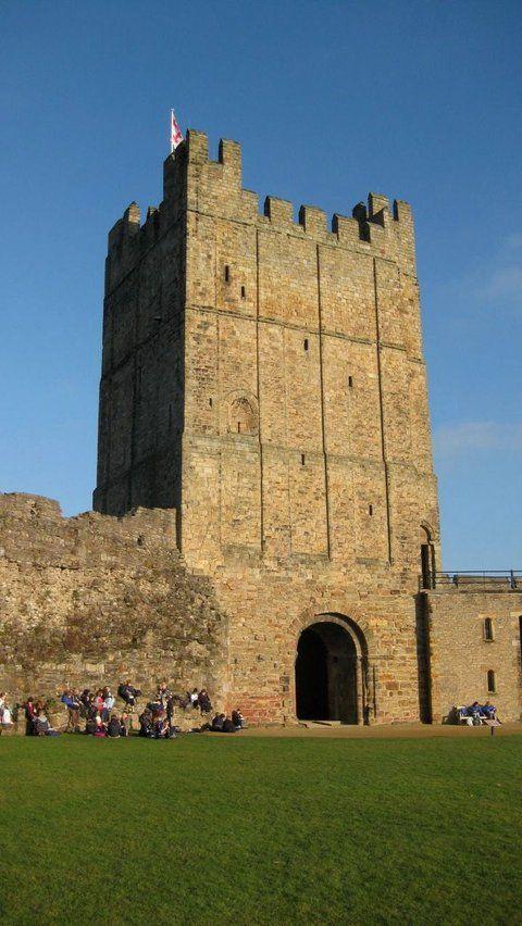 6. Richmond Castle<br>