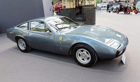 <b>7. Ferrari 365 GTC/4</b>