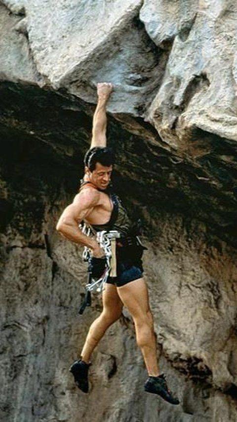 Sylverster Stallone - Cliffhanger (1993)