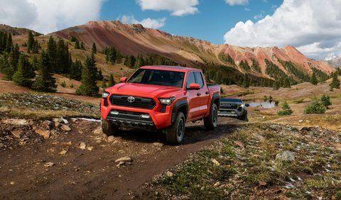 <b>2. 2024 Toyota Tacoma</b>