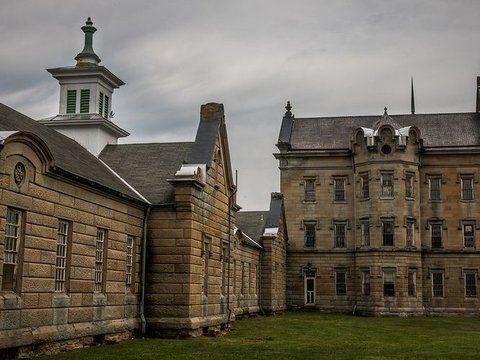 4. Trans-Allegheny Lunatic Asylum, West Virginia