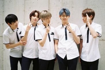 Dari 5 Member TXT (Tomorrow X Together), Siapa Biasmu Sebenarnya?