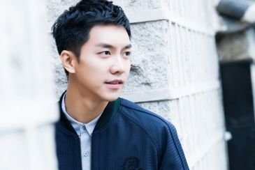 Rumah Sakit Terbengkalai - Desa Berhantu, Kamu Bakal Uji Nyali ke Mana Bareng Lee Seung Gi Oppa?
