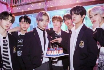 Siapa Member ENHYPEN yang Jatuh Cinta Pandangan Pertama Denganmu?