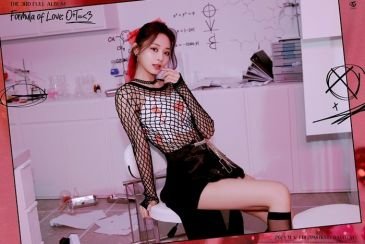 Seblak atau Martabak Manis, Manakah Makanan yang Akan Kamu Berikan ke Tzuyu Saat ia Ngambek?