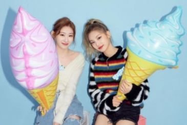 Yeji atau Chaeryeong ITZY yang Cocok Menemani Kamu Ngedance?