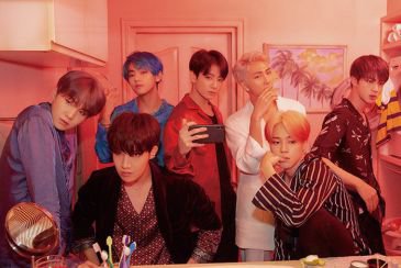 Liburan Berakhir? Jangan Sedih, Ini Oppa BTS yang Bisa Jadi Sandaran Kamu :)